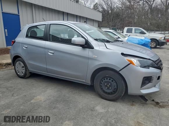 ✅ 2024 Mitsubishi Mirage ES • VIN: ML32AUHJ5RH024399 • Lot: 95934165. Wystawiony na Copart z przebiegiem 17 932 mil. Bezpłatny archiwum sprzedaży aukcyjnych z USA i szczegółowy raport historii pojazdu na DreamBid. Zdjęcie 4.