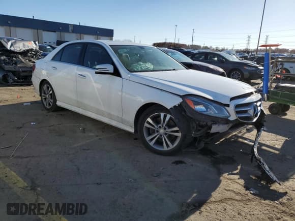 ✅ 2014 Mercedes-Benz E 350 Sport • VIN: WDDHF8JB2EA881579 • Лот: 92401545. Опубликован ранее на Copart с пробегом 153 435 миль. Бесплатный доступ к архиву аукционных продаж из США и подробный отчёт об истории автомобиля на DreamBid. Изображение 4.