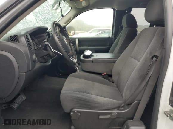 ✅ 2008 Chevrolet Silverado 1500 2LT • VIN: 2GCEC19J681197917 • Lot: 74453864. Listed on Copart with 104,081 mi. Free auction sales archive from the USA and detailed vehicle history report at DreamBid. Image 7.