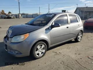 ✅ 2011 Chevrolet Aveo 1LT • VIN: KL1TD6DE5BB208450 • Лот: 92464815. Опубликован ранее на Copart с пробегом 94 462 миль. Бесплатный доступ к архиву аукционных продаж из США и подробный отчёт об истории автомобиля на DreamBid. Изображение 1.