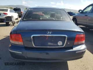 2004 Hyundai Sonata GLS z VIN KMHWF35HX4A019062, wystawiony jako Copart lot #49721485 z przebiegiem 234 570 mil mil oraz Szkoda całkowita • Salvage title. Historia ofert i sprzedaży dostępna na DreamBid. Obrazek 6.