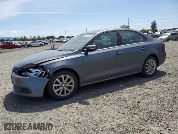✅ 2013 Volkswagen Jetta SE • VIN: 3VWDP7AJXDM281723 • Lot: 57235725. Listed on Copart with 128,157 mi. Free auction sales archive from the USA and detailed vehicle history report at DreamBid. Image 1.