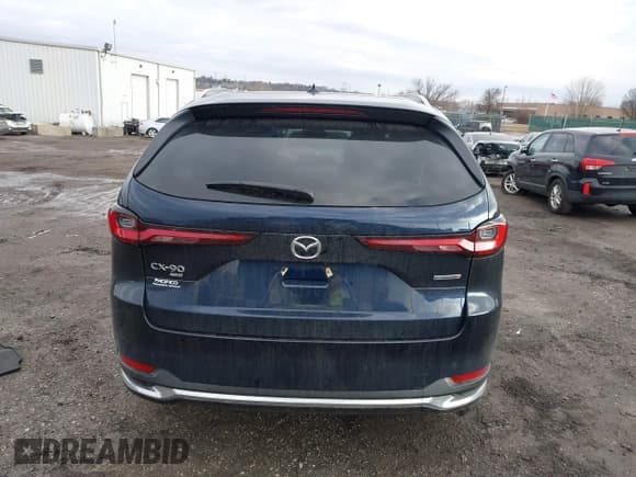 ✅ 2024 Mazda CX-90 S Premium • VIN: JM3KKDHCXR1121478 • Лот: 41439936. Опубликован ранее на IAAI с пробегом Не указан. Бесплатный доступ к архиву аукционных продаж из США и подробный отчёт об истории автомобиля на DreamBid. Изображение 15.