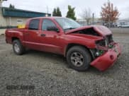 ✅ 2006 Dodge Dakota SLT • VIN: 1D7HW48N46S521394 • Lot: 90096365. Wystawiony na Copart z przebiegiem 94 491 mil. Bezpłatny archiwum sprzedaży aukcyjnych z USA i szczegółowy raport historii pojazdu na DreamBid. Zdjęcie 4.