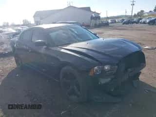 2011 Dodge Charger Road/Track с VIN 2B3CL5CT7BH595274, выставлен на аукционе IAAI как лот 43457130 с пробегом 119 431 миль миль и . История ставок и продаж доступна на DreamBid. Изображение 1.