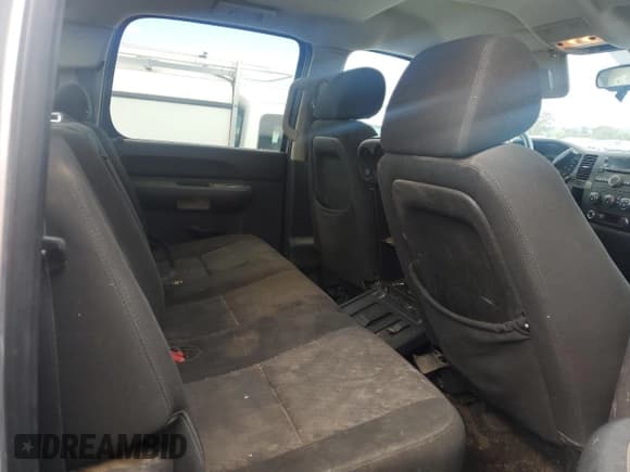 ✅ 2012 Chevrolet Silverado 1500 LT • VIN: 3GCPCSEA2CG268373 • Лот: 84441965. Опубликован ранее на Copart с пробегом 331 416 миль. Бесплатный доступ к архиву аукционных продаж из США и подробный отчёт об истории автомобиля на DreamBid. Изображение 10.