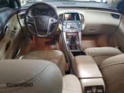 ✅ 2013 Buick LaCrosse Leather • VIN: 1G4GC5E34DF320460 • Лот: 55702965. Опубликован ранее на Copart с пробегом 114 351 миль. Бесплатный доступ к архиву аукционных продаж из США и подробный отчёт об истории автомобиля на DreamBid. Изображение 8.