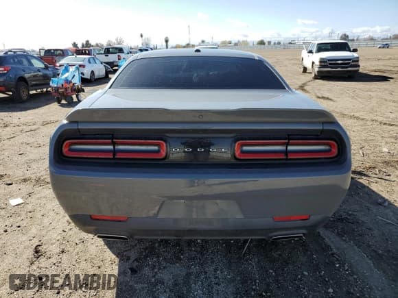 ✅ 2019 Dodge Challenger SXT • VIN: 2C3CDZAG8KH669668 • Lot: 43080643. Wystawiony na Copart z przebiegiem 42 101 mil. Bezpłatny archiwum sprzedaży aukcyjnych z USA i szczegółowy raport historii pojazdu na DreamBid. Zdjęcie 6.