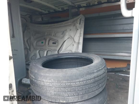 ✅ 2014 Nissan NV Cargo • VIN: 1N6AF0KX7EN106370 • Лот: 41565735. Опубликован ранее на IAAI с пробегом 294 437 миль. Бесплатный доступ к архиву аукционных продаж из США и подробный отчёт об истории автомобиля на DreamBid. Изображение 8.