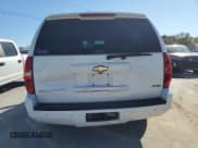 ✅ 2008 Chevrolet Suburban LTZ • VIN: 3GNFC160X8G215320 • Lot: 76341774. Wystawiony na Copart z przebiegiem 251 891 mil. Bezpłatny archiwum sprzedaży aukcyjnych z USA i szczegółowy raport historii pojazdu na DreamBid. Zdjęcie 6.