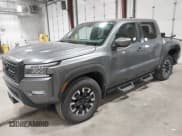 ✅ 2024 Nissan Frontier Pro-4X • VIN: 1N6ED1EK0RN672311 • Лот: 42390629. Опубликован ранее на IAAI с пробегом 8 717 миль. Бесплатный доступ к архиву аукционных продаж из США и подробный отчёт об истории автомобиля на DreamBid. Изображение 2.