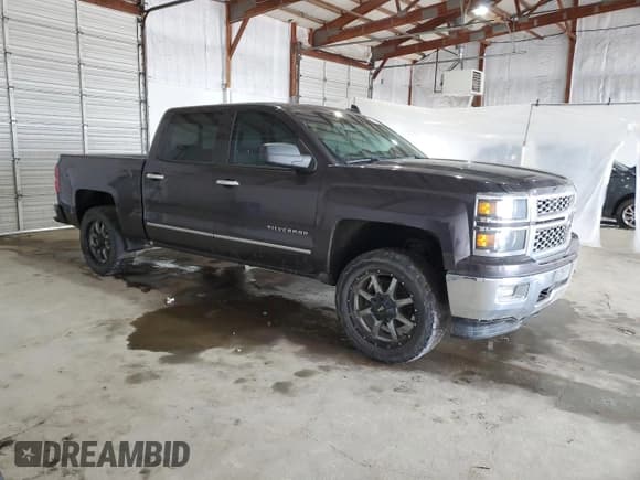 ✅ 2015 Chevrolet Silverado 1500 LTZ • VIN: 3GCUKSEC3FG346526 • Lot: 54496045. Wystawiony na Copart z przebiegiem 173 821 mil. Bezpłatny archiwum sprzedaży aukcyjnych z USA i szczegółowy raport historii pojazdu na DreamBid. Zdjęcie 4.