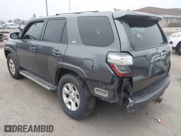 ✅ 2015 Toyota 4Runner SR5 • VIN: JTEZU5JR7F5094469 • Lot: 43757922. Wystawiony na IAAI z przebiegiem 143 426 mil. Bezpłatny archiwum sprzedaży aukcyjnych z USA i szczegółowy raport historii pojazdu na DreamBid. Zdjęcie 3.