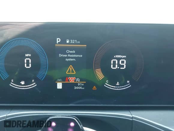 2025 Hyundai Santa Fe SEL z VIN 5NMP24GL3SH089212, wystawiony jako IAAI lot #42993529 z przebiegiem 3 444 mil mil oraz . Historia ofert i sprzedaży dostępna na DreamBid. Obrazek 7.