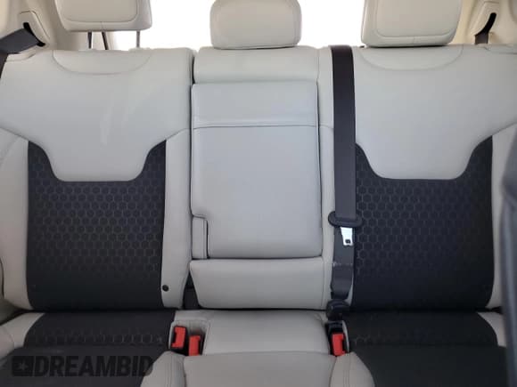 ✅ 2018 Jeep Compass Latitude • VIN: 3C4NJDBB2JT455347 • Lot: 91132415. Wystawiony na Copart z przebiegiem 57 216 mil. Bezpłatny archiwum sprzedaży aukcyjnych z USA i szczegółowy raport historii pojazdu na DreamBid. Zdjęcie 10.