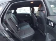 ✅ 2023 Kia Forte GT-Line • VIN: 3KPF54AD1PE577397 • Lot: 43548972. Wystawiony na IAAI z przebiegiem 35 063 mil. Bezpłatny archiwum sprzedaży aukcyjnych z USA i szczegółowy raport historii pojazdu na DreamBid. Zdjęcie 8.