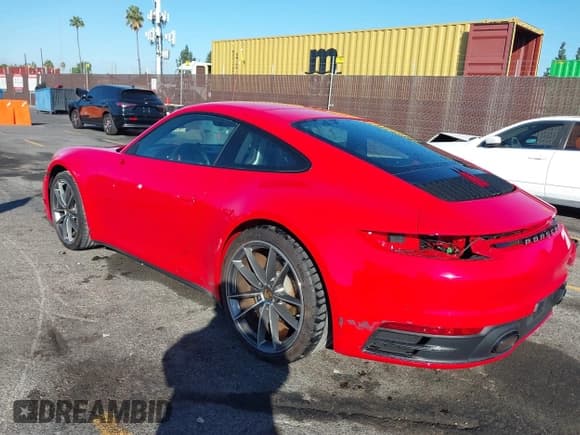 ✅ 2020 Porsche 911 Carrera • VIN: WP0AA2A97LS205866 • Lot: 43279096. Wystawiony na IAAI z przebiegiem 29 042 mil. Bezpłatny archiwum sprzedaży aukcyjnych z USA i szczegółowy raport historii pojazdu na DreamBid. Zdjęcie 3.