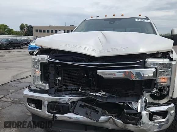 ✅ 2017 Ford F-350 Lariat • VIN: 1FT8W3BT5HEB52915 • Лот: 86179515. Опубликован ранее на Copart с пробегом 168 302 миль. Бесплатный доступ к архиву аукционных продаж из США и подробный отчёт об истории автомобиля на DreamBid. Изображение 13.