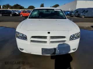 2006 Dodge Charger Fleet с VIN 2B3KA43R56H380420, выставлен на аукционе Copart как лот 82936744 с пробегом 141 169 миль миль и Списание • Salvage title. История ставок и продаж доступна на DreamBid. Изображение 5.
