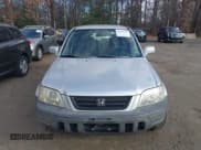 ✅ 1999 Honda CR-V EX • VIN: JHLRD1868XC018557 • Lot: 43699143. Wystawiony na IAAI z przebiegiem 213 222 mil. Bezpłatny archiwum sprzedaży aukcyjnych z USA i szczegółowy raport historii pojazdu na DreamBid. Zdjęcie 12.