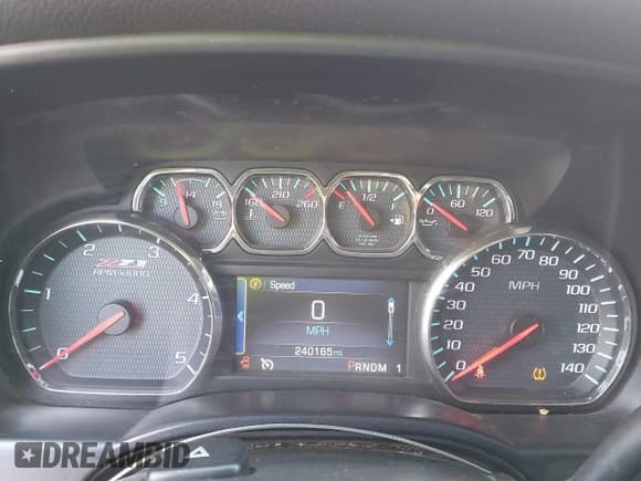 ✅ 2015 Chevrolet Silverado 2500HD LT • VIN: 1GC1KVE88FF156755 • Lot: 43061880. Listed on IAAI with 240,165 mi. Free auction sales archive from the USA and detailed vehicle history report at DreamBid. Image 7.