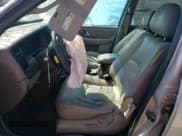 ✅ 2002 Mazda Tribute LX • VIN: 4F2YU09132KM66578 • Lot: 68048205. Wystawiony na Copart z przebiegiem 171 218 mil. Bezpłatny archiwum sprzedaży aukcyjnych z USA i szczegółowy raport historii pojazdu na DreamBid. Zdjęcie 7.