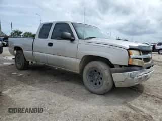 2006 Chevrolet Silverado 1500 LT1 z VIN 2GCEK19V061339312, wystawiony jako Copart lot #73083784 z przebiegiem Nie podano mil oraz Szkoda całkowita • Salvage title. Historia ofert i sprzedaży dostępna na DreamBid. Obrazek 4.