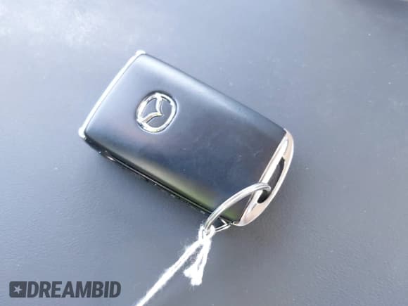 ✅ 2021 Mazda 3 Preferred • VIN: 3MZBPBCL2MM252371 • Лот: 42982402. Опубликован ранее на IAAI с пробегом 30 837 миль. Бесплатный доступ к архиву аукционных продаж из США и подробный отчёт об истории автомобиля на DreamBid. Изображение 11.