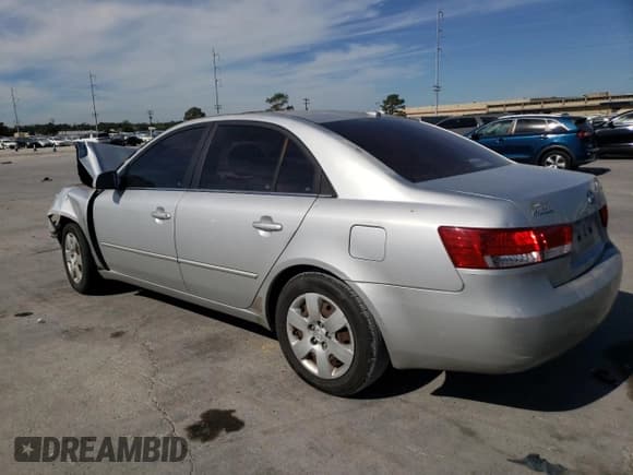 ✅ 2008 Hyundai Sonata GLS • VIN: 5NPET46C98H377835 • Лот: 77088704. Опубликован ранее на Copart с пробегом Не указан. Бесплатный доступ к архиву аукционных продаж из США и подробный отчёт об истории автомобиля на DreamBid. Изображение 2.