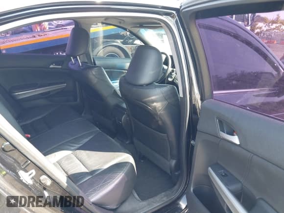 ✅ 2010 Honda Accord EX-L • VIN: 5KBCP3F83AB003096 • Lot: 43108931. Listed on IAAI with 151,824 mi. Free auction sales archive from the USA and detailed vehicle history report at DreamBid. Image 8.