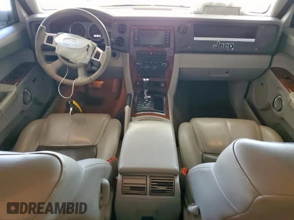 ✅ 2008 Jeep Commander Limited • VIN: 1J8HH58N28C130633 • Lot: 61009065. Listed on Copart with 206,121 mi. Free auction sales archive from the USA and detailed vehicle history report at DreamBid. Image 8.