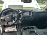 ✅ 2015 Chevrolet Silverado 2500HD LTZ • VIN: 1GC1KWE85FF550686 • Lot: 85566265. Listed on Copart with 172,656 mi. Free auction sales archive from the USA and detailed vehicle history report at DreamBid. Image 9.