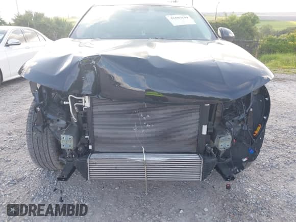 ✅ 2023 Buick Envision Avenir • VIN: LRBFZRR47PD047876 • Lot: 42686149. Wystawiony na IAAI z przebiegiem 24 116 mil. Bezpłatny archiwum sprzedaży aukcyjnych z USA i szczegółowy raport historii pojazdu na DreamBid. Zdjęcie 6.