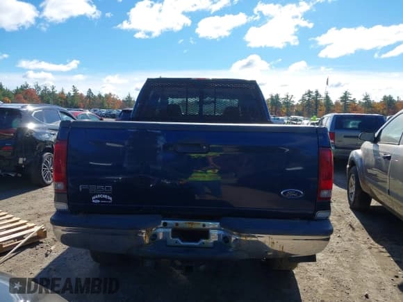✅ 2003 Ford F-350 XL • VIN: 1FTSW31S53ED15862 • Lot: 43521415. Wystawiony na IAAI z przebiegiem 84 009 mil. Bezpłatny archiwum sprzedaży aukcyjnych z USA i szczegółowy raport historii pojazdu na DreamBid. Zdjęcie 16.