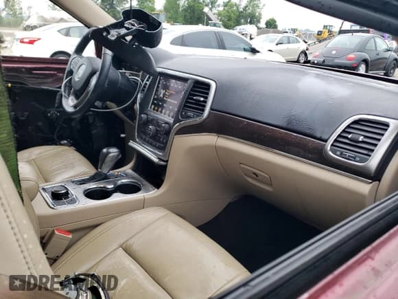 ✅ 2018 Jeep Grand Cherokee Limited • VIN: 1C4RJFBG8JC297813 • Lot: 66866315. Listed on Copart with 147,643 mi. Free auction sales archive from the USA and detailed vehicle history report at DreamBid. Image 8.