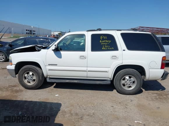 ✅ 2002 Chevrolet Tahoe LT • VIN: 1GNEC13Z32J335075 • Lot: 43088100. Listed on IAAI with 232,322 mi. Free auction sales archive from the USA and detailed vehicle history report at DreamBid. Image 14.