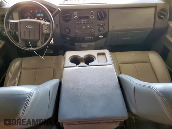 ✅ 2013 Ford F-250 XL • VIN: 1FT7X2B67DEA09021 • Lot: 59056545. Listed on Copart with 294,875 mi. Free auction sales archive from the USA and detailed vehicle history report at DreamBid. Image 8.