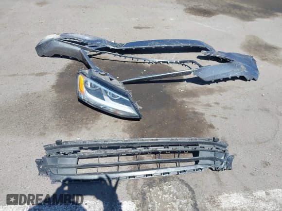 ✅ 2015 Volkswagen Jetta SE • VIN: 3VWD17AJ6FM406091 • Lot: 42539626. Listed on IAAI with 82,005 mi. Free auction sales archive from the USA and detailed vehicle history report at DreamBid. Image 12.