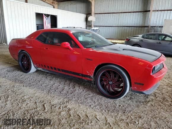 2009 Dodge Challenger SE z VIN 2B3LJ44V39H606703, wystawiony jako Copart lot #67492424 z przebiegiem 208 596 mil mil oraz Szkoda całkowita • Salvage title. Historia ofert i sprzedaży dostępna na DreamBid. Obrazek 4.