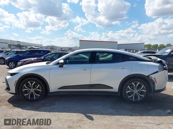 ✅ 2023 Toyota Crown XLE • VIN: JTDAAAAF8P3003084 • Лот: 43288230. Опубликован ранее на IAAI с пробегом 78 430 миль. Бесплатный доступ к архиву аукционных продаж из США и подробный отчёт об истории автомобиля на DreamBid. Изображение 14.