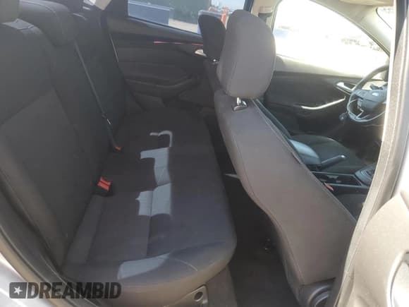 ✅ 2015 Ford Focus SE • VIN: 1FADP3FE5FL324866 • Лот: 63776055. Опубликован ранее на Copart с пробегом 88 910 миль. Бесплатный доступ к архиву аукционных продаж из США и подробный отчёт об истории автомобиля на DreamBid. Изображение 10.