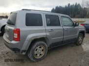 ✅ 2016 Jeep Patriot Sport SE • VIN: 1C4NJRBB0GD668812 • Lot: 91914285. Listed on Copart with 190,286 mi. Free auction sales archive from the USA and detailed vehicle history report at DreamBid. Image 3.