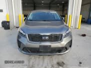 ✅ 2019 Kia Sorento LX • VIN: 5XYPG4A35KG471200 • Лот: 90474615. Опубликован ранее на Copart с пробегом 122 849 миль. Бесплатный доступ к архиву аукционных продаж из США и подробный отчёт об истории автомобиля на DreamBid. Изображение 5.