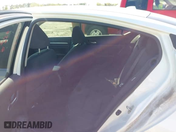 ✅ 2019 Nissan Altima SV • VIN: 1N4BL4DV6KC120499 • Lot: 43415269. Wystawiony na IAAI z przebiegiem 89 460 mil. Bezpłatny archiwum sprzedaży aukcyjnych z USA i szczegółowy raport historii pojazdu na DreamBid. Zdjęcie 8.