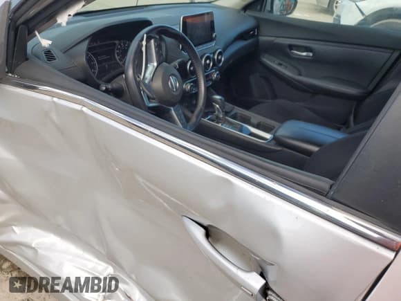 ✅ 2021 Nissan Sentra SV • VIN: 3N1AB8CV9MY235905 • Lot: 80559315. Wystawiony na Copart z przebiegiem 69 274 mil. Bezpłatny archiwum sprzedaży aukcyjnych z USA i szczegółowy raport historii pojazdu na DreamBid. Zdjęcie 7.