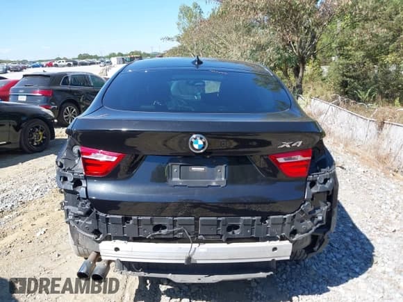 ✅ 2017 BMW X4 xDrive28i • VIN: 5UXXW3C34H0T80443 • Lot: 43327895. Wystawiony na IAAI z przebiegiem 159 517 mil. Bezpłatny archiwum sprzedaży aukcyjnych z USA i szczegółowy raport historii pojazdu na DreamBid. Zdjęcie 16.