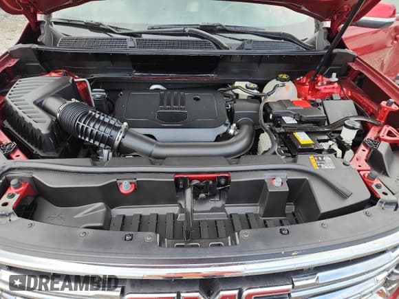 ✅ 2023 GMC Acadia SLE • VIN: 1GKKNKL47PZ242816 • Lot: 81562805. Listed on Copart with 10,370 mi. Free auction sales archive from the USA and detailed vehicle history report at DreamBid. Image 12.