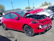 ✅ 2023 Tesla Model Y Performance • VIN: 7SAYGDEF9PF924907 • Lot: 43384203. Wystawiony na IAAI z przebiegiem 16 211 mil. Bezpłatny archiwum sprzedaży aukcyjnych z USA i szczegółowy raport historii pojazdu na DreamBid. Zdjęcie 14.