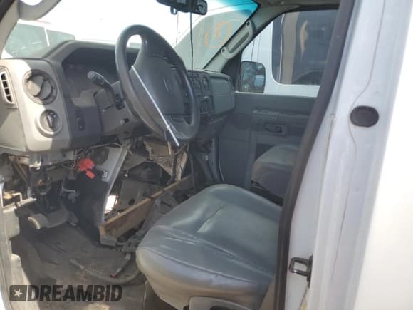 ✅ 2013 Ford Econoline Cargo Commercial • VIN: 1FTNE1EW2DDA30318 • Lot: 63671105. Listed on Copart with Not provided. Free auction sales archive from the USA and detailed vehicle history report at DreamBid. Image 7.