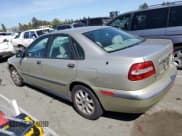 ✅ 2001 Volvo S40 • VIN: YV1VS29511F644805 • Lot: 56173334. Listed on Copart with 82,774 mi. Free auction sales archive from the USA and detailed vehicle history report at DreamBid. Image 2.